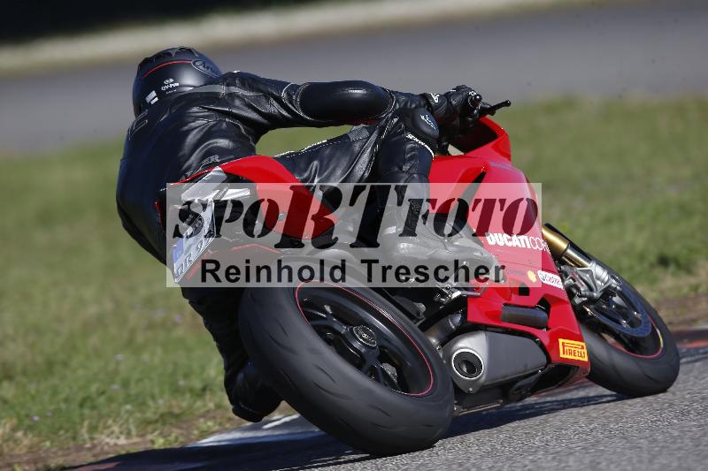 Archiv-2023/73 25.09.2023 Bologna Brothers ADR/Sportfahrer-Racer/ducati